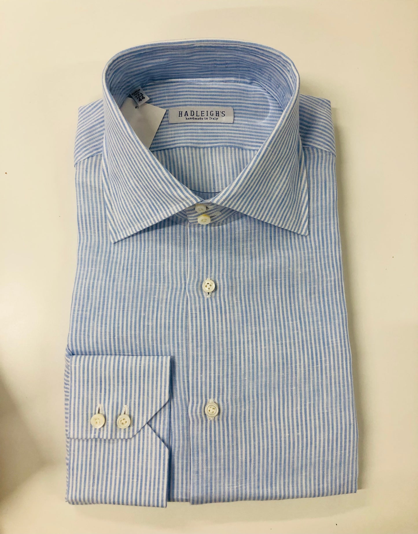 Classic Bengal Linen Shirt in White/Blue