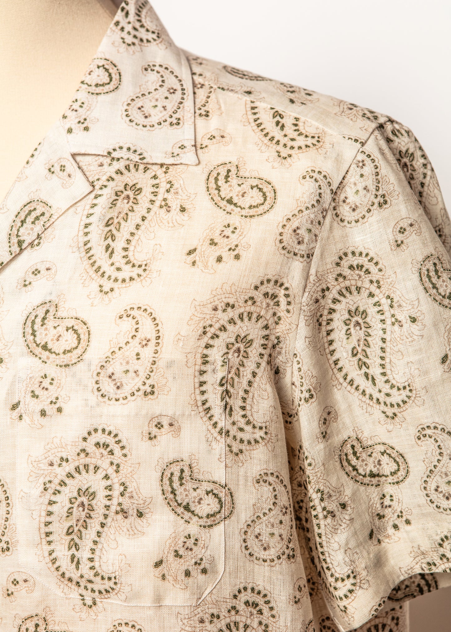 Connery Kemp Collar Shirt in Sage Paisley
