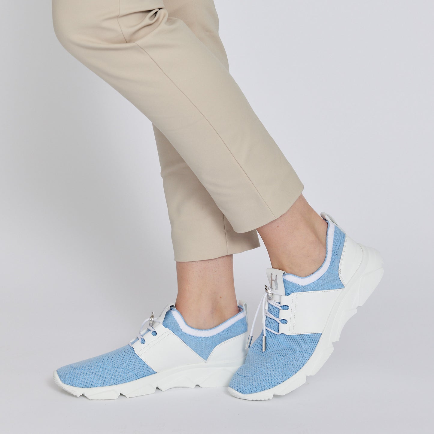 Perla Mesh Sneaker in Sky Blue