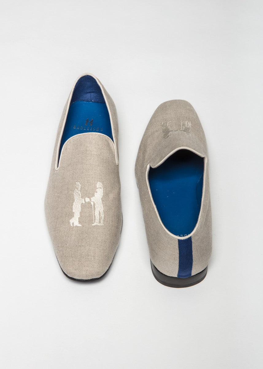 Slipper in Beige with White Logo