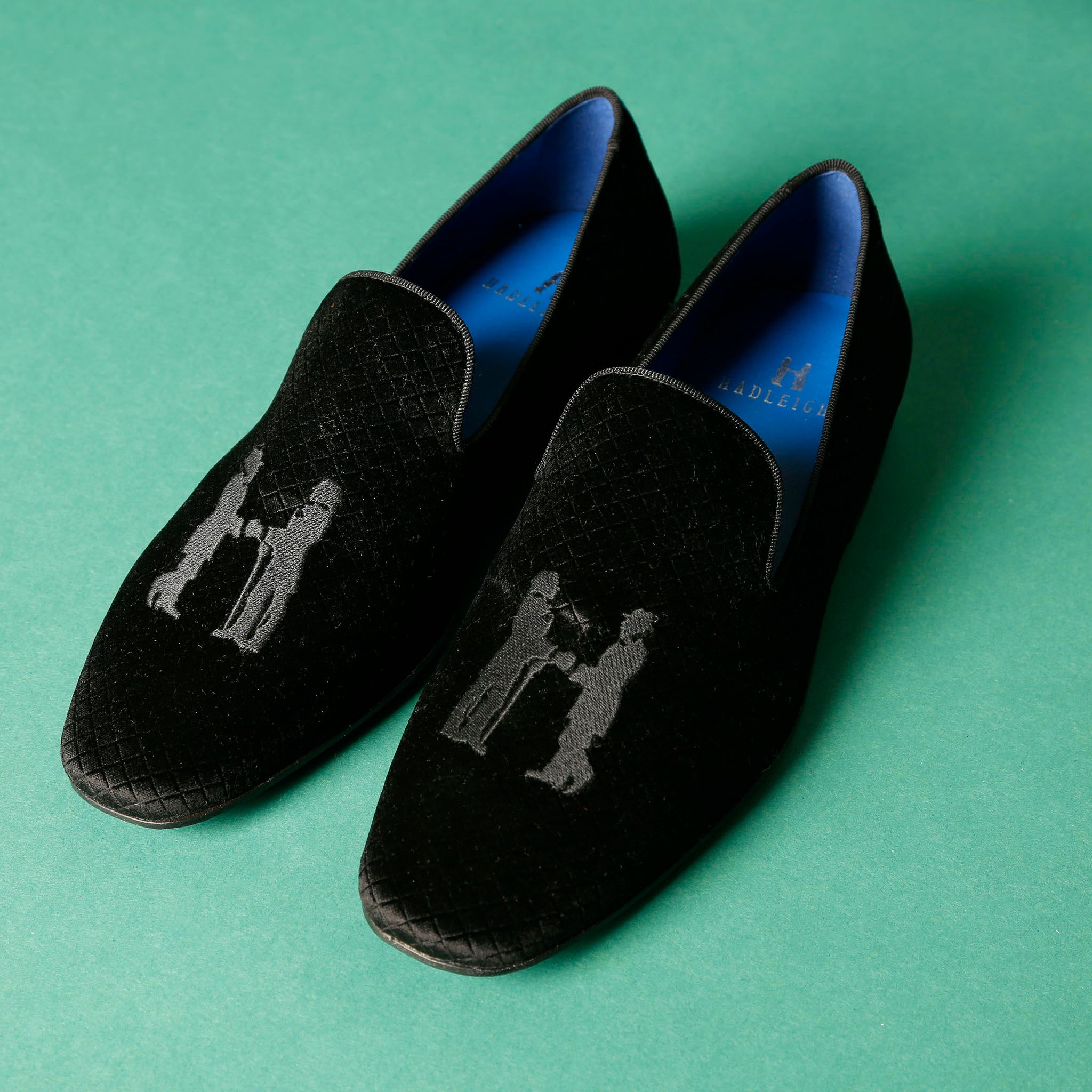 Velvet hot sale evening slippers