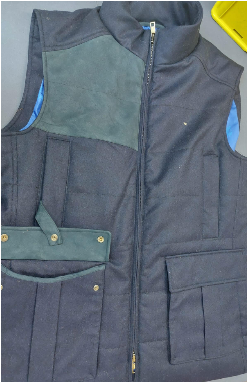 Maund Gilet in Navy W/Shooting Patch